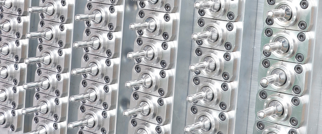 What is a preform mould?