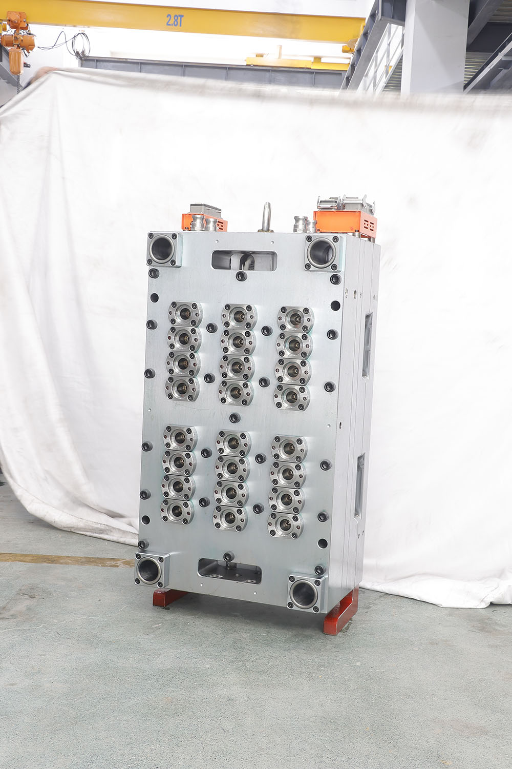 Professional Manufacturer of Bottle Caps and PET Preforms