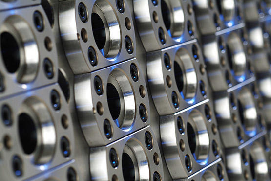 Competitive Price Round Bottle PET Preform Injection Molding Machine